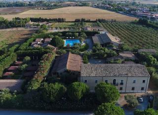 Borghetto Beach Club Resort Tourland